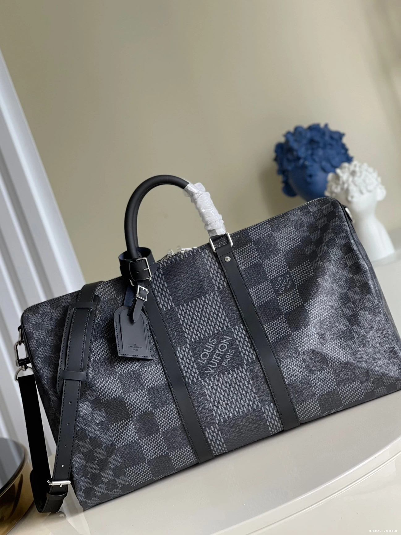 Official oldcobbler KEEPALL VUITTON LOUIS BANDOULIÈRE 50 0801